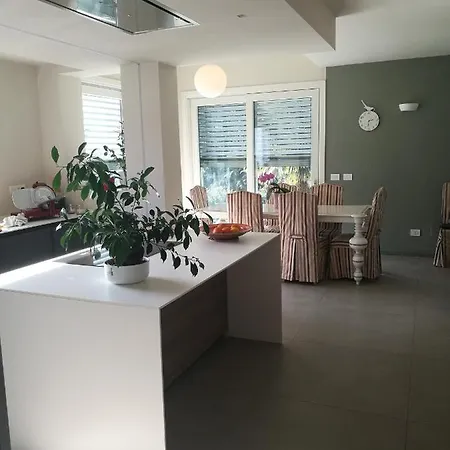 بيت للعطل In Precollina